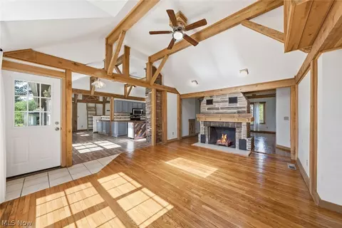 Living - 7560 Liberty Rd, Solon, OH 44139 photo 3 of 5