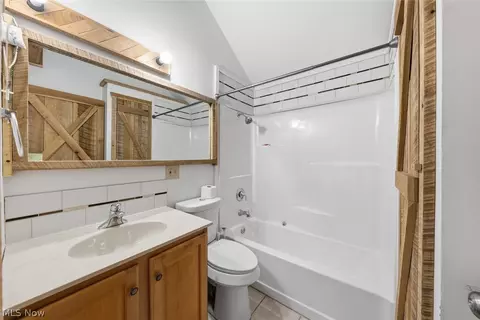 Bath - 7560 Liberty Rd, Solon, OH 44139 photo 1 of 2