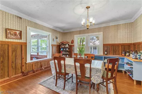 Dining - 85 E 201 St, Euclid, OH 44123 photo 1 of 2