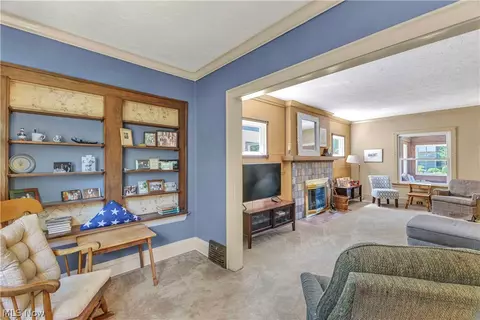 Living - 85 E 201 St, Euclid, OH 44123 photo 4 of 4