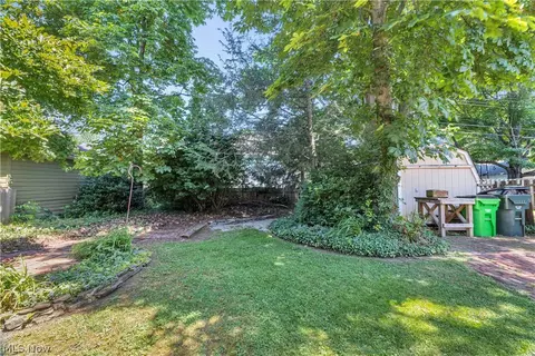 Exterior - 85 E 201 St, Euclid, OH 44123 photo 7 of 8