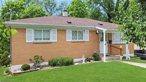 203 Opal Blvd, Steubenville, OH 43952
