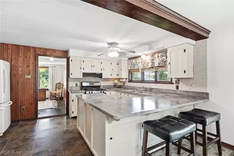 Kitchen - 7001 State Rd, Parma, OH 44134 photo 4 of 5