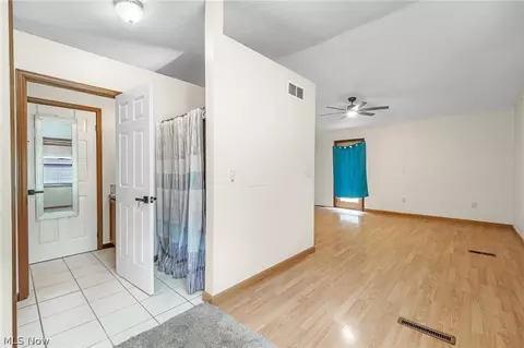 Entry Way - 1038 E 21st St, Ashtabula, OH 44004 photo 1 of 1