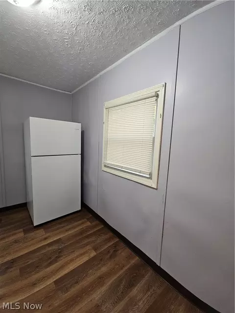 873 Kickapoo Ave, Akron, OH 44305 photo 9