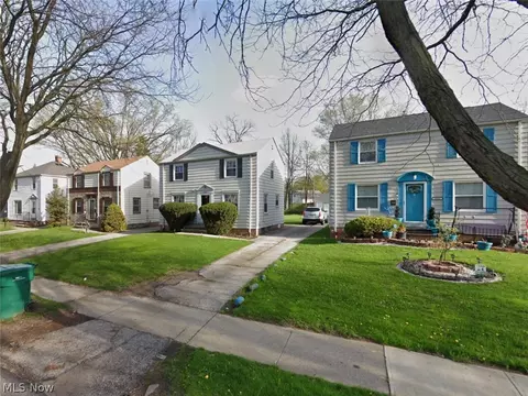 19409 Libby Rd, Maple Heights, OH 44137 photo 3