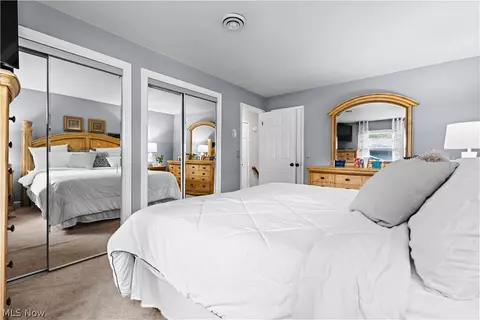 Bedroom - 755 Bedford Ave, Elyria, OH 44035 photo 2 of 4