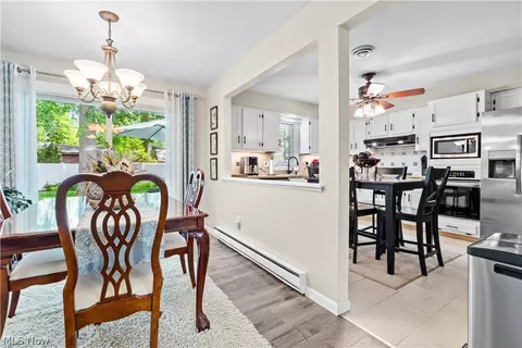 Dining - 755 Bedford Ave, Elyria, OH 44035 photo 1 of 3
