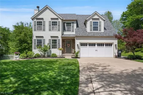 1029 Wood Park Ln, Brunswick, OH 44212