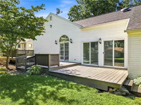 1102 E 9th St, Salem, OH 44460 photo 6