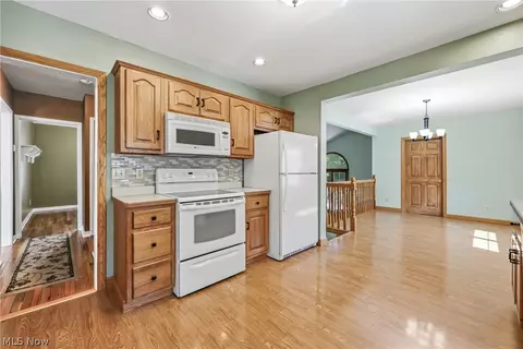 1102 E 9th St, Salem, OH 44460 photo 15