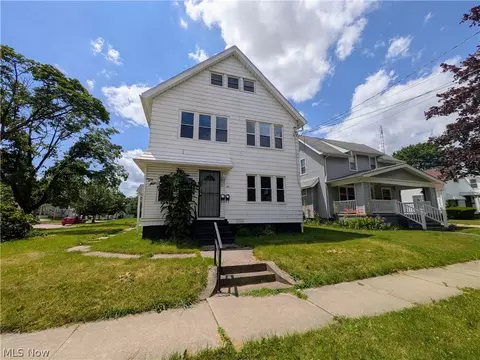 656 Hammel St, Akron, OH 44306