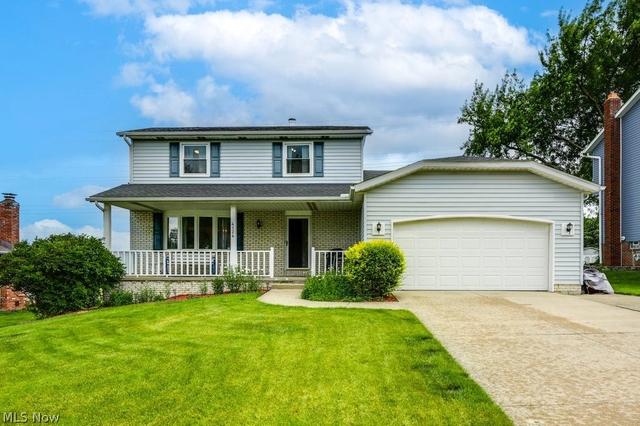 4124 Coral Gables Dr, Parma, OH 44134
