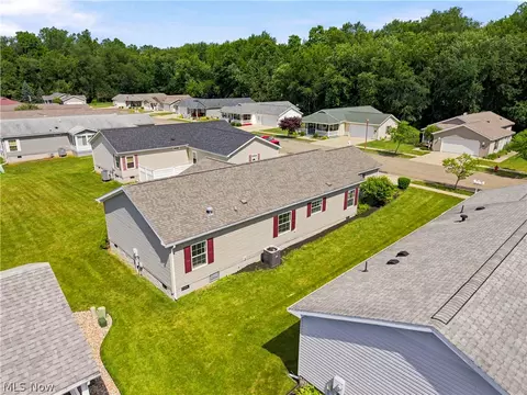 View/Area - 313 Gemini Dr, Dover, OH 44622 photo 4 of 11