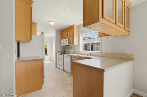 Kitchen - 313 Gemini Dr, Dover, OH 44622 photo 1 of 3