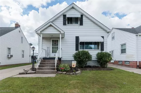 3801 Russell Ave, Parma, OH 44134