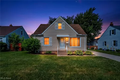 5818 Smith Rd, Brook Park, OH 44142