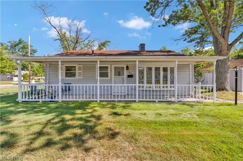 645 Cedar St, Medina, OH 44256