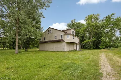 8330 Spieth Rd, Litchfield, OH 44253