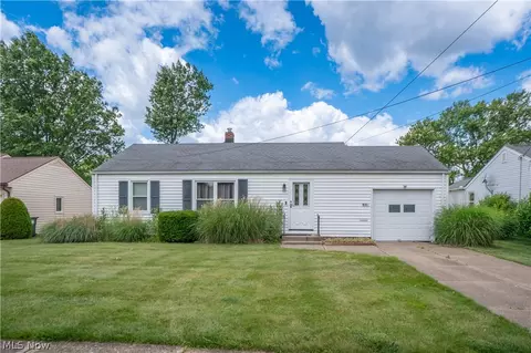 3835 Bernard Ave NW, Canton, OH 44709