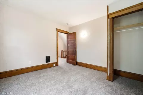 433 3rd St, Elyria, OH 44035 photo 12