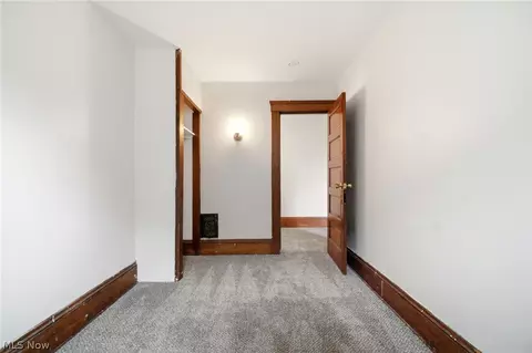 433 3rd St, Elyria, OH 44035 photo 14