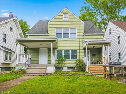491-493 Delmar Ave, Akron, OH 44310