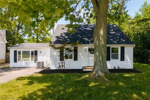 7325 Adkins Rd, Mentor, OH 44060