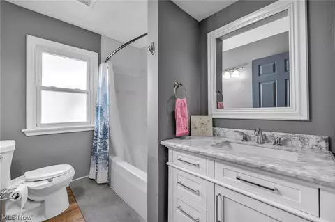 517 Gulf Rd, Elyria, OH 44035 photo 19
