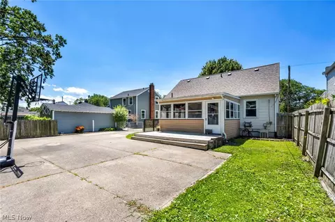 517 Gulf Rd, Elyria, OH 44035 photo 41