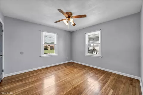 517 Gulf Rd, Elyria, OH 44035 photo 22