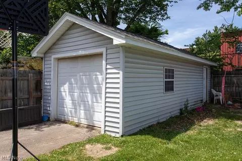 Other - 122 Maple Dr, Boardman, OH 44512 photo 1 of 7