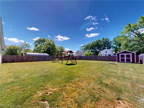 Exterior - 9552 Cloverleaf Rd, Windham, OH 44288 photo 5 of 5