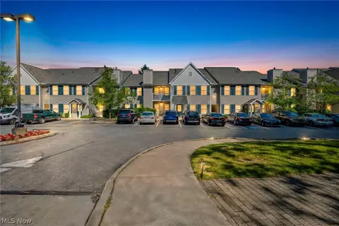 28340 Center Ridge Rd #1112, Westlake, OH 44145