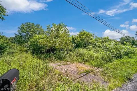 3529 Clark Mill Rd, Norton, OH 44203