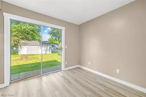 8995 Spring Dr, Windham, OH 44288 photo 12
