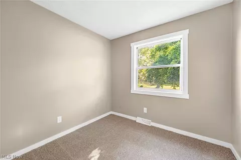 8995 Spring Dr, Windham, OH 44288 photo 21