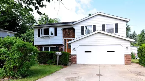 6284 Seminole Trl, Mentor, OH 44060