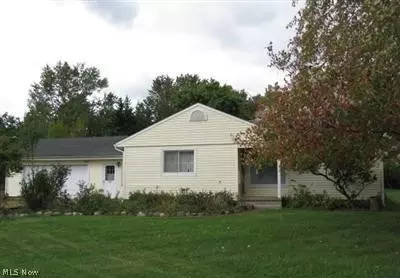 35055 Martin Rd, Willoughby Hills, OH 44094