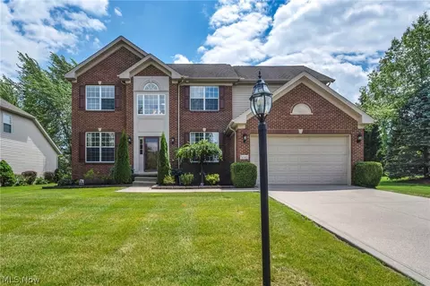 3082 Willowbrook, Aurora, OH 44202