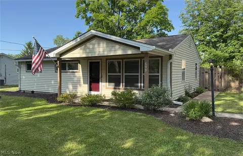 699 Hadcock Rd, Brunswick, OH 44212