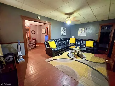 257 Wooster St, Elyria, OH 44035 photo 5
