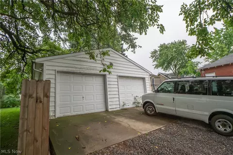 815 Broad Ave NW, Canton, OH 44708 photo 33