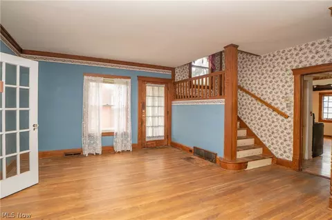 815 Broad Ave NW, Canton, OH 44708 photo 4