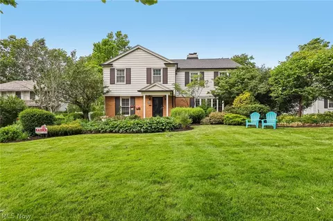 21299 S Woodland Rd, Shaker Heights, OH 44122
