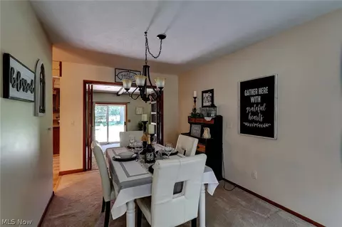 Dining - 6065 E Valleyview Ct, Mentor, OH 44060 photo 1 of 3