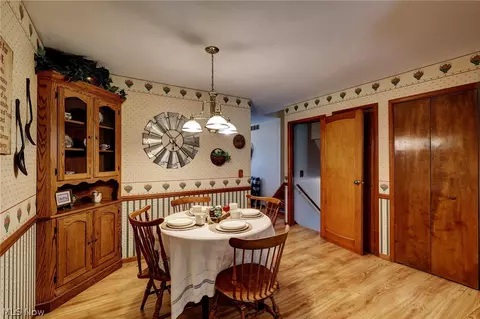 Dining - 6065 E Valleyview Ct, Mentor, OH 44060 photo 3 of 3