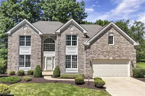 20626 Morar Cir, Strongsville, OH 44149
