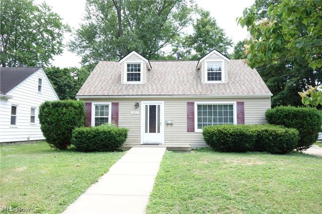 871 Overlook Ave, Ravenna, OH 44266