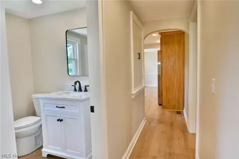 Entry Way - 1070 Calla Rd E, Poland, OH 44514 photo 3 of 3